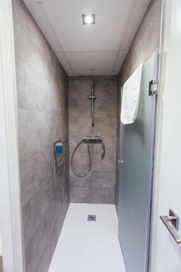 One&Lux Byron Suites Seville Exterior photo