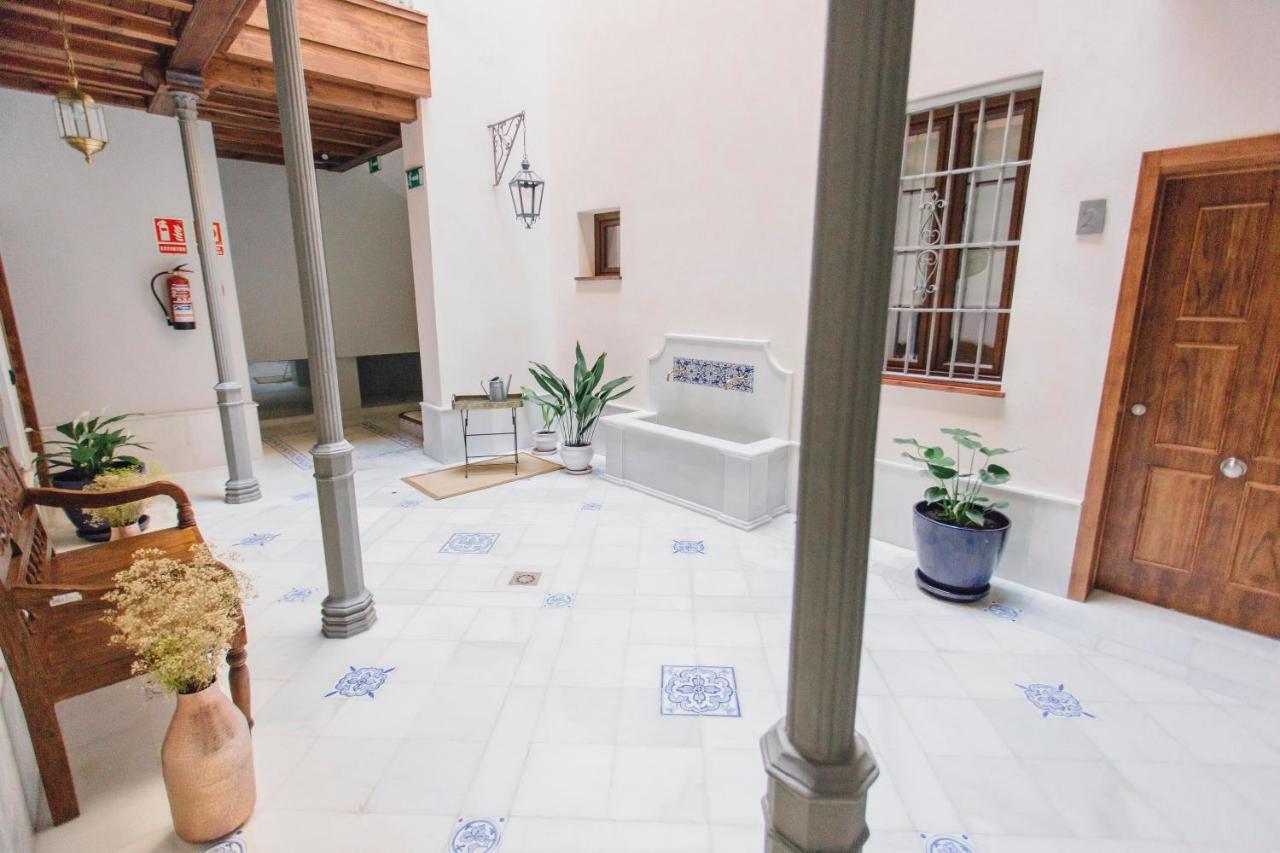 One&Lux Byron Suites Seville Exterior photo